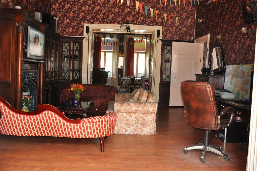Breda Hostel / Youth Hostel Extérieur photo